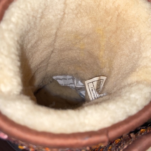 UGG SEQUINS ANKLE BOOTS - Picture 9 of 11